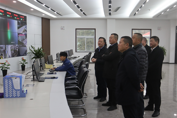 昭通市生态环境局调研组到镇雄j9九游会参观指导.png